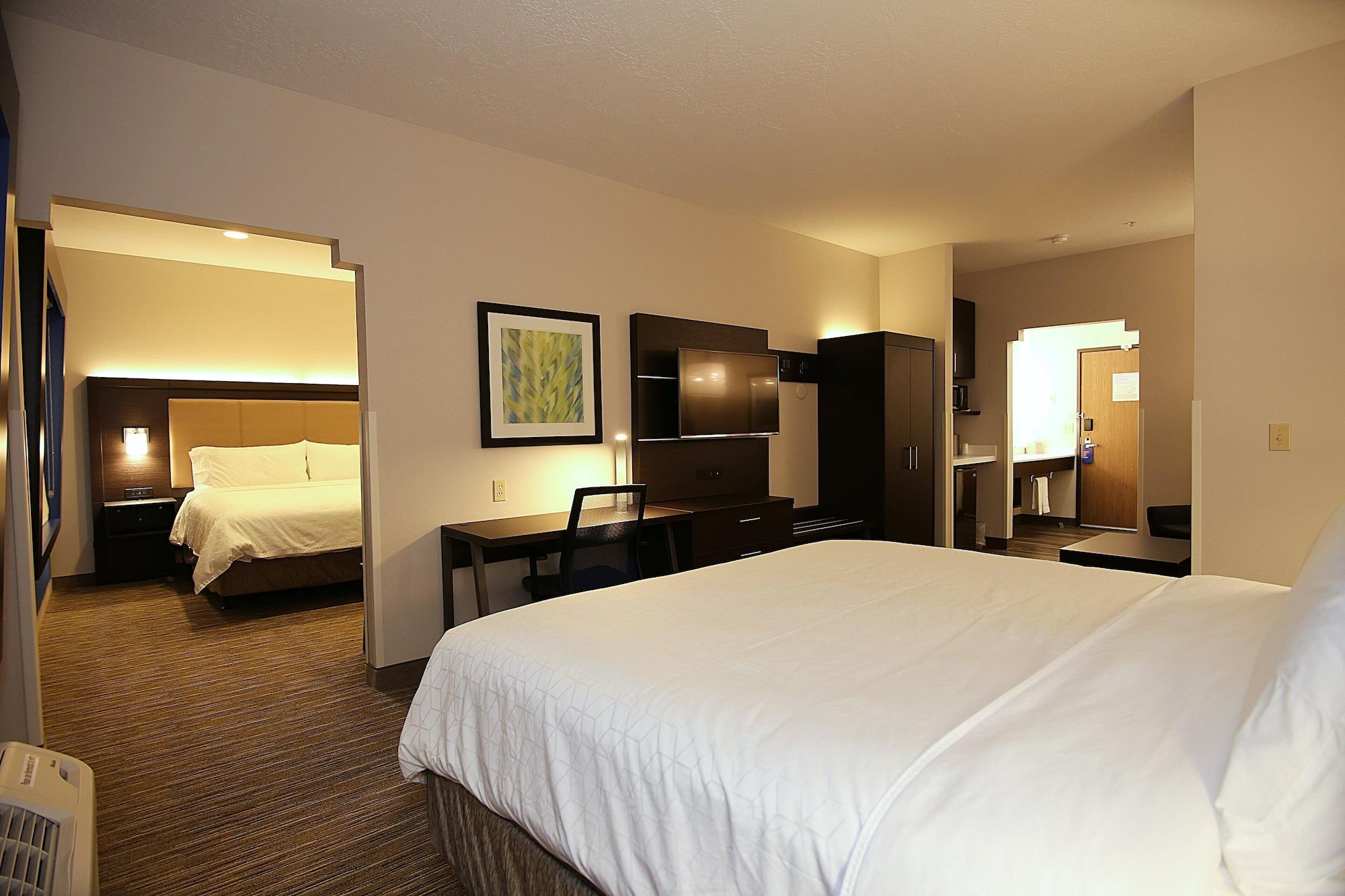 Holiday Inn Express Hotel & Suites Ashland By Ihg Exterior foto